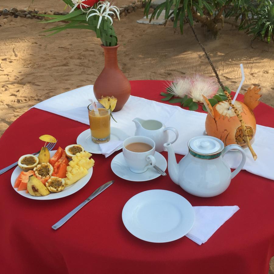 Southern Star Hotel Bentota Luaran gambar
