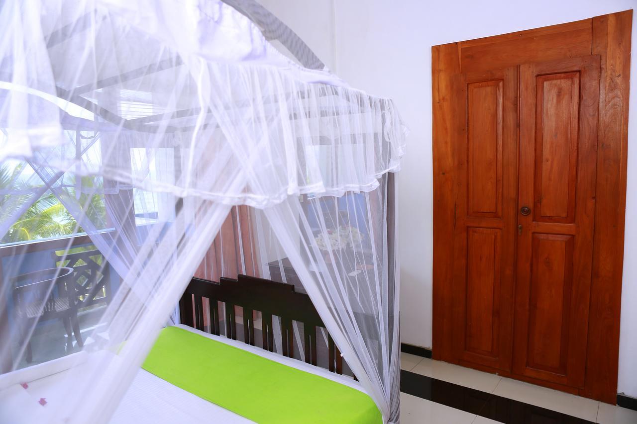 Southern Star Hotel Bentota Luaran gambar