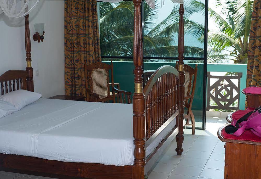 Southern Star Hotel Bentota Luaran gambar