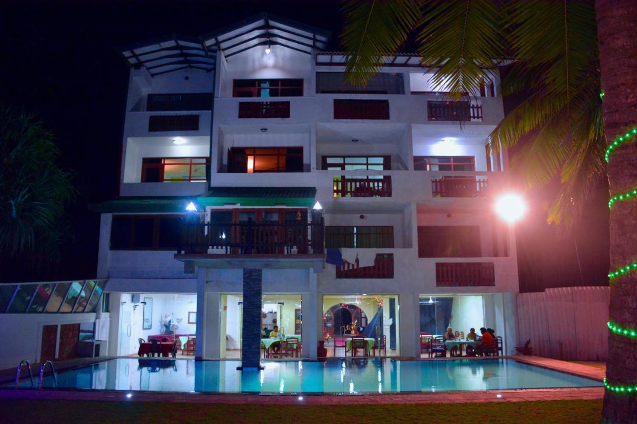 Southern Star Hotel Bentota Luaran gambar